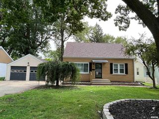 Foreclosed Home - 26 CIRCLE DR, 62703