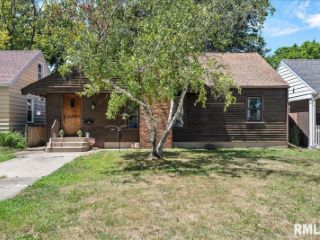 Foreclosed Home - 2305 S PASFIELD ST, 62704