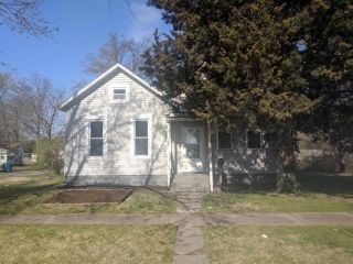 Foreclosed Home - 536 S Cherry, 62801