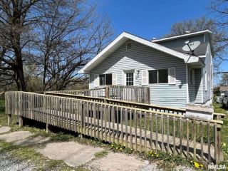 Foreclosed Home - 910 E KELL ST, 62801
