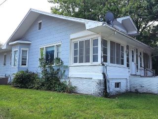 Foreclosed Home - 617 E BROADWAY, 62801