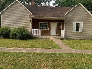 Foreclosed Home - List 100838945
