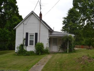 Foreclosed Home - 120 N 2ND ST, 62806