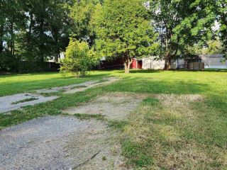 Foreclosed Home - 308 SE 7TH ST, 62837