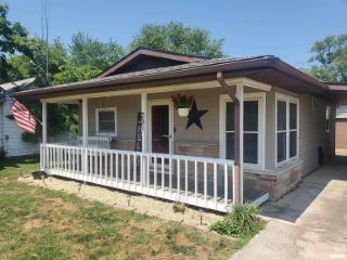 Foreclosed Home - 301 S WALNUT ST, 62838