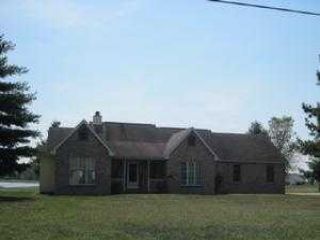 Foreclosed Home - 35 COUNTRY CLUB RD, 62864