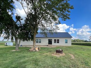 Foreclosed Home - 4198 N CLAY RD, 62868