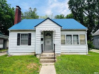 Foreclosed Home - 408 E MITCHELL ST, 62881