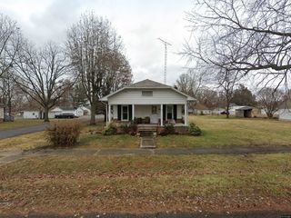 Foreclosed Home - 412 W CALLIE ST, 62884