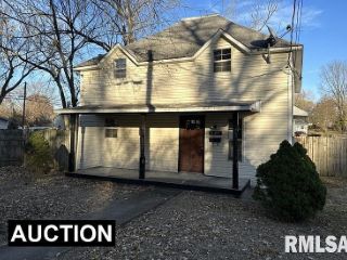 Foreclosed Home - 604 S MAPLE ST, 62896