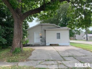 Foreclosed Home - 615 S LOGAN AVE, 62901