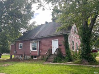 Foreclosed Home - 701 W COLLEGE ST, 62901