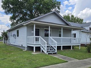 Foreclosed Home - 427 S LEDFORD ST, 62946