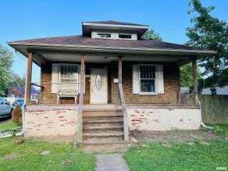 Foreclosed Home - 1100 S WASHINGTON ST, 62946