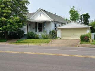 Foreclosed Home - 601 E 5TH ST, 62960