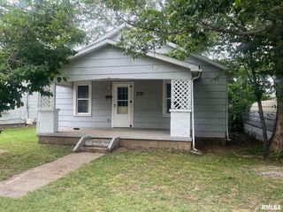 Foreclosed Home - 203 W 17TH ST, 62960
