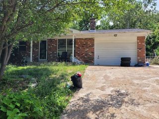 Foreclosed Home - 156 HINRICHS LN, 63010