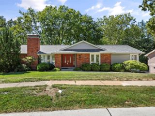 Foreclosed Home - 445 MAYMONT DR, 63011