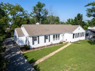 Foreclosed Home - 1050 KEHRS MILL RD, 63011