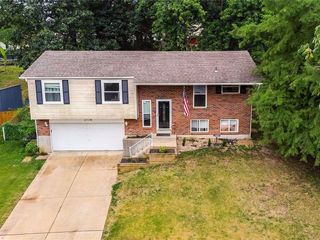 Foreclosed Home - 2176 TIMBER LN, 63012