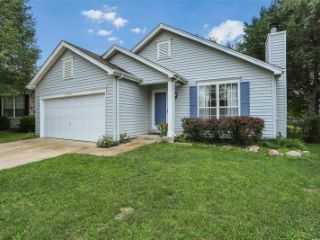 Foreclosed Home - 2580 HIDDEN MEADOW LN, 63021