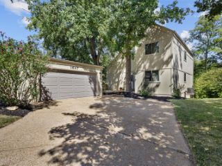 Foreclosed Home - 1647 AWARD DR, 63021