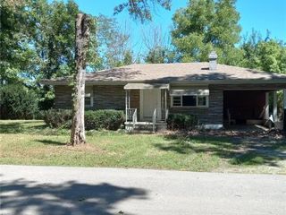 Foreclosed Home - 8019 RIVERVIEW DR, 63023