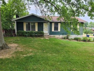 Foreclosed Home - 415 MAUREEN DR, 63025