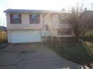 Foreclosed Home - 304 STILLBROOK ESTATES DR, 63026
