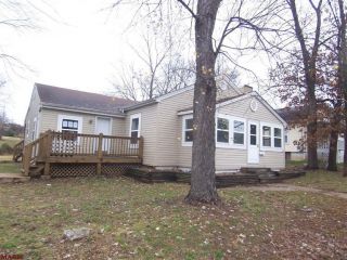 Foreclosed Home - 217 N 4TH ST, 63028
