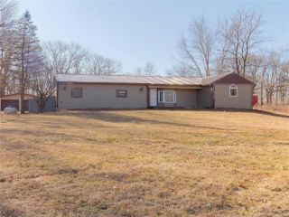Foreclosed Home - 13903 FAWN DR, 63028