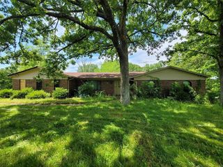 Foreclosed Home - 10455 GREEN HILLS LN, 63028