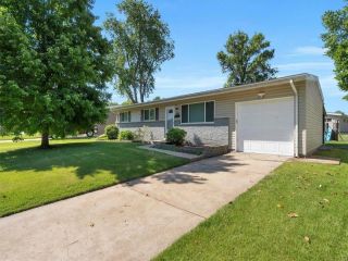 Foreclosed Home - 660 REDWING DR, 63031
