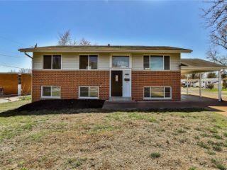 Foreclosed Home - 1850 CHARBONIER RD, 63031