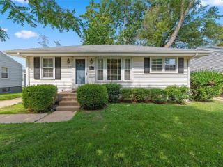 Foreclosed Home - 1135 SAINT PATRICE LN, 63031