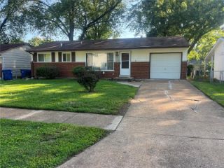 Foreclosed Home - 890 LILAC DR, 63031