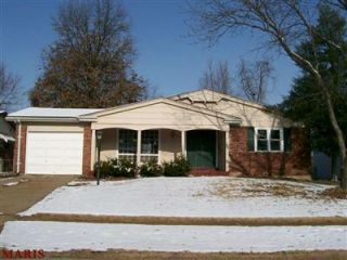 Foreclosed Home - 3945 GREENGRASS DR, 63033