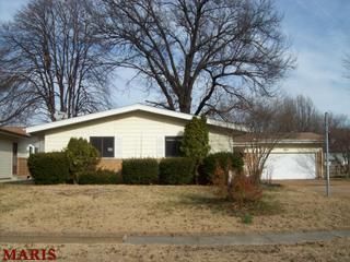 Foreclosed Home - 3045 BLACKWOOD DR, 63033