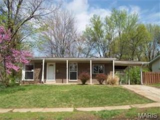 Foreclosed Home - 1105 APACHE DR, 63033