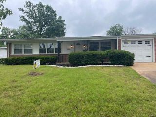 Foreclosed Home - 1700 FAIRMOUNT DR, 63033