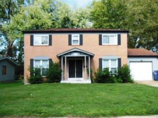 Foreclosed Home - 2225 SPOONWOOD LN, 63033