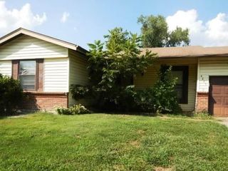Foreclosed Home - 4243 MILETUS DR, 63033