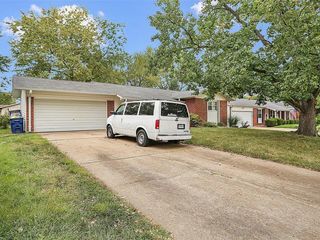 Foreclosed Home - 2763 ABERDEEN DR, 63033