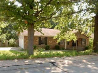 Foreclosed Home - 11830 7 HILLS DR, 63033