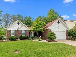 Foreclosed Home - 820 KEENELAND RD, 63034