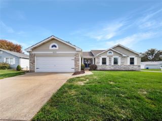 Foreclosed Home - 1003 PINCAY CT, 63034