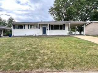 Foreclosed Home - 652 UNDERCLIFF DR, 63042