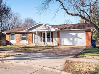 Foreclosed Home - 11919 WEXFORD PLACE DR, 63043