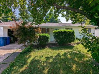 Foreclosed Home - 11070 WHITBYHALL DR, 63044