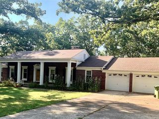 Foreclosed Home - 901 SUNSET LN, 63050